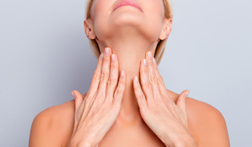 woman-hands-on-neck